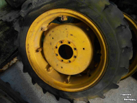 Wielen, Banden, Velgen & Afstandsringen John Deere 9-28