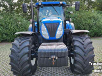 Traktoren New Holland T7.220 PC