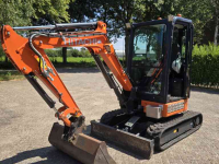 Mini-graver / Mini-graafmachine Hitachi ZX26U