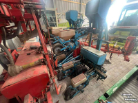 Pootmachine Monosem 6 rijige Maispoter Maiszaaier Mais poter zaaier