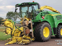 Veldhakselaar John Deere 8400