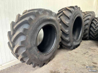 Wielen, Banden, Velgen & Afstandsringen Bridgestone 600/70R30  710/70R42