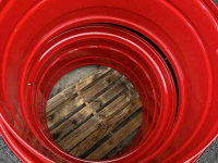 Wielen, Banden, Velgen & Afstandsringen  Dubbellucht 520/85R46  naast  710/70R42