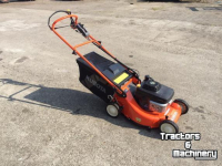 Duw-maaier / Loopmaaier Kubota W721