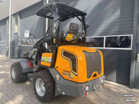 Shovel / Wiellader / Kniklader Giant G2700E  X-tra