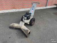 Overige stal- en melkmachines en toebehoren  Sweep roosterschuif