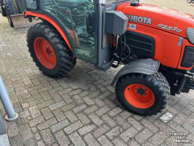 Compact tractor Kubota B2530