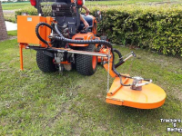 Maaiarm met cirkelmaaier  cirkelmaaier, kantenmaaier. Hogervorst, nieuw