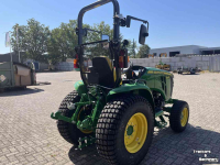 Compact tractor John Deere 3046R