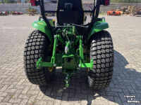 Compact tractor John Deere 3046R