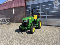 Smalspoor tractor John Deere 3046R