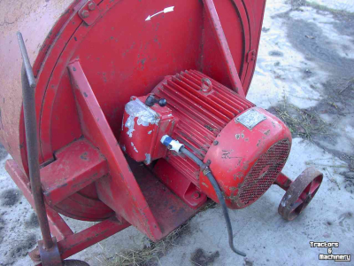Overige stal- en melkmachines en toebehoren Mullos 7 1/2 KW
