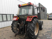 Tractor / Trekker Case-IH 4240