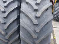 Wielen, Banden, Velgen & Afstandsringen  SET  BANDEN 650/65R38