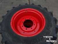 Wielen, Banden, Velgen & Afstandsringen Kleber 320/85R24 KLEBER 8 gaats Fendt 80%