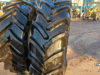Wielen, Banden, Velgen & Afstandsringen BKT 520/70R38 Agrimax RT 765