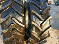 Wielen, Banden, Velgen & Afstandsringen BKT 520/70R38