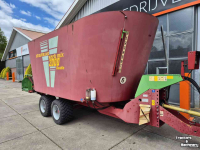 Voermengwagen Vertikaal Strautmann Verti-Mix 2000 GEREVISEERD!