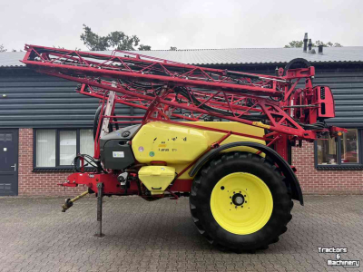 Getrokken Veldspuit Kverneland Ikarus S28