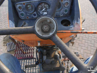 Tractor / Trekker Universal 640 portaal
