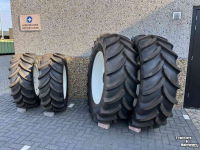 Wielen, Banden, Velgen & Afstandsringen Vredestein Nieuw set compleet op verstelbare velgen  440/65R28 en 540/65R38