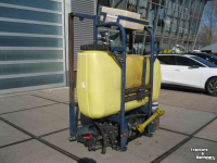 Gedragen Veldspuit Hoegen Dijkhof 800 liter tank met frame