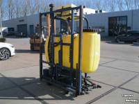 Gedragen Veldspuit Hoegen Dijkhof 800 liter tank met frame