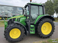 Tractor / Trekker John Deere 6090M