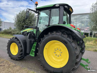 Tractor / Trekker John Deere 6090M
