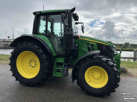 Tractor / Trekker John Deere 6090M