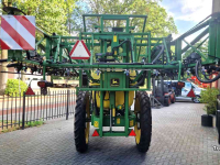 Getrokken Veldspuit John Deere 624