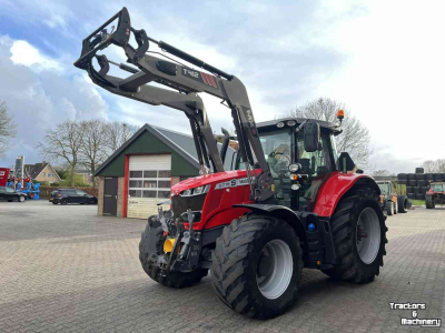 Tractor / Trekker Massey Ferguson 6715S Dyna-VT Tractoren