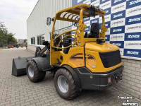 Shovel / Wiellader / Kniklader Eurotrac w12 €325 p/mnd. loader shovel minishovel