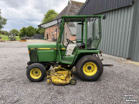 Compact tractor John Deere 855 Diesel met maaidek en cabine