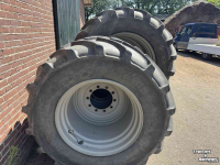 Wielen, Banden, Velgen & Afstandsringen Michelin 900/50R42 710/55R30