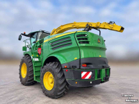 Veldhakselaar John Deere 8300