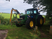 Tractor / Trekker John Deere 6820 / BOS arm