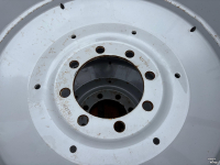 Wielen, Banden, Velgen & Afstandsringen  Velgen W15LX28 8 gats 2 stuks