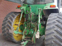 Tractor / Trekker John Deere 8400 T