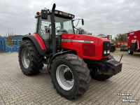 Tractor / Trekker Massey Ferguson 8220