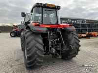Tractor / Trekker Massey Ferguson 8220