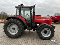 Tractor / Trekker Massey Ferguson 8220 Dynashift