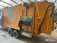 Voermengwagen Vertikaal  Airmix Unifeed 25.5 Mammoet