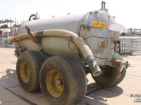 Mesttank Jako 5000 liter tandemas mesttank giertank vacuumtank waterwagen