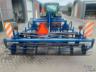 Zaaibed-combinatie / Zaaibedbereider Evers ks