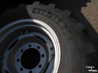 Wielen, Banden, Velgen & Afstandsringen Michelin 440/65r24