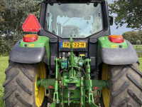 Tractor / Trekker John Deere 6230