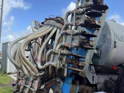 Mesttank Meyco Meyco Duport Injektiecombi 6700 liter mesttank mestverwerking