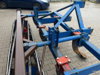 Cultivator  Diepwoeler 5 tanden met buizenrol