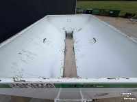 Overige tuin- en parkmachines en toebehoren  Dakota Turf Tender 414 Zandstrooier Bezandingsmachine